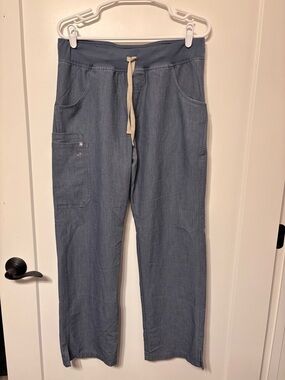 FIGS heather blue/gray scrub pants Medium